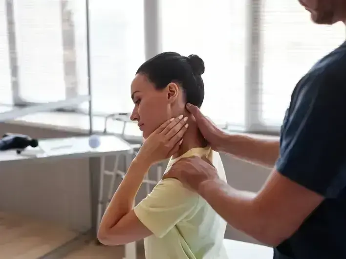 Arrowhead Clinic Chiropractic serving the Sandy Springs area &mdash; local professionals you can trust